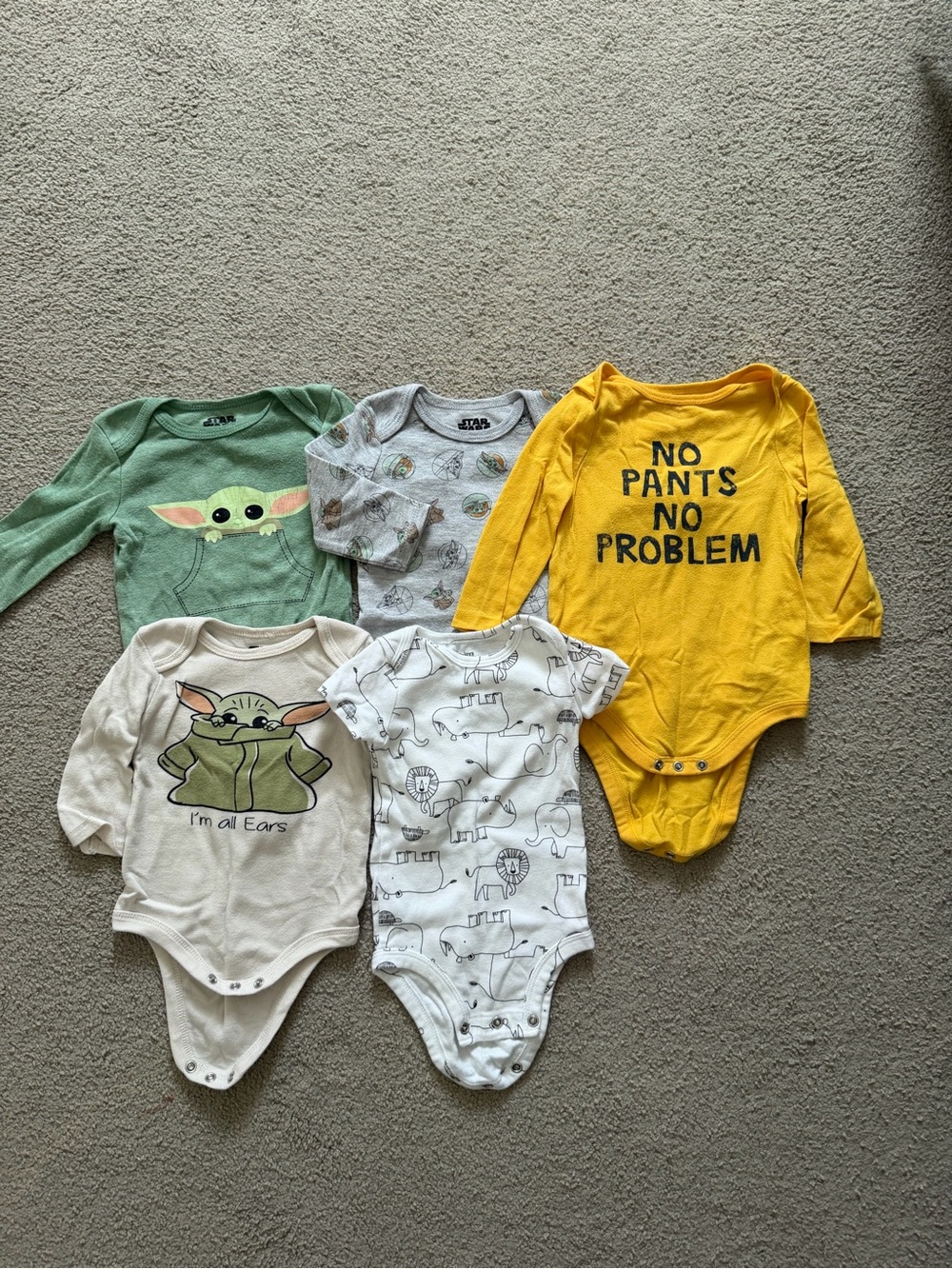 Boys bodysuit 6-9 months